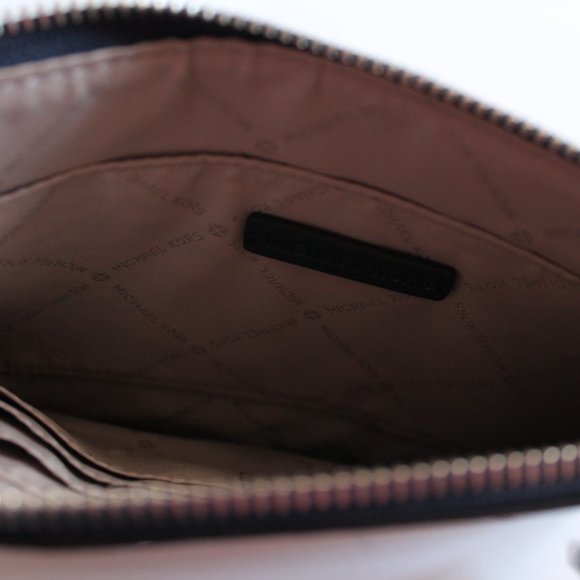 Michael Kors Montauk Clutch Saffiano Leather Pale Blue Authentic - Picture 5 of 5